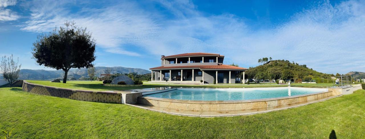 Spacious Villa Pool & Douro View By Host Wise Santa Marinha do Zezere Luaran gambar