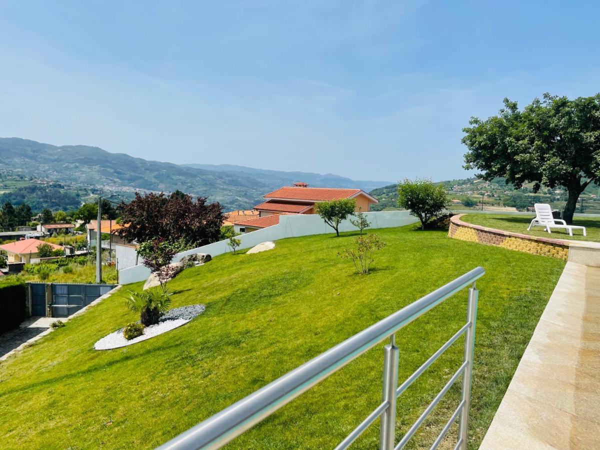 Spacious Villa Pool & Douro View By Host Wise Santa Marinha do Zezere Luaran gambar
