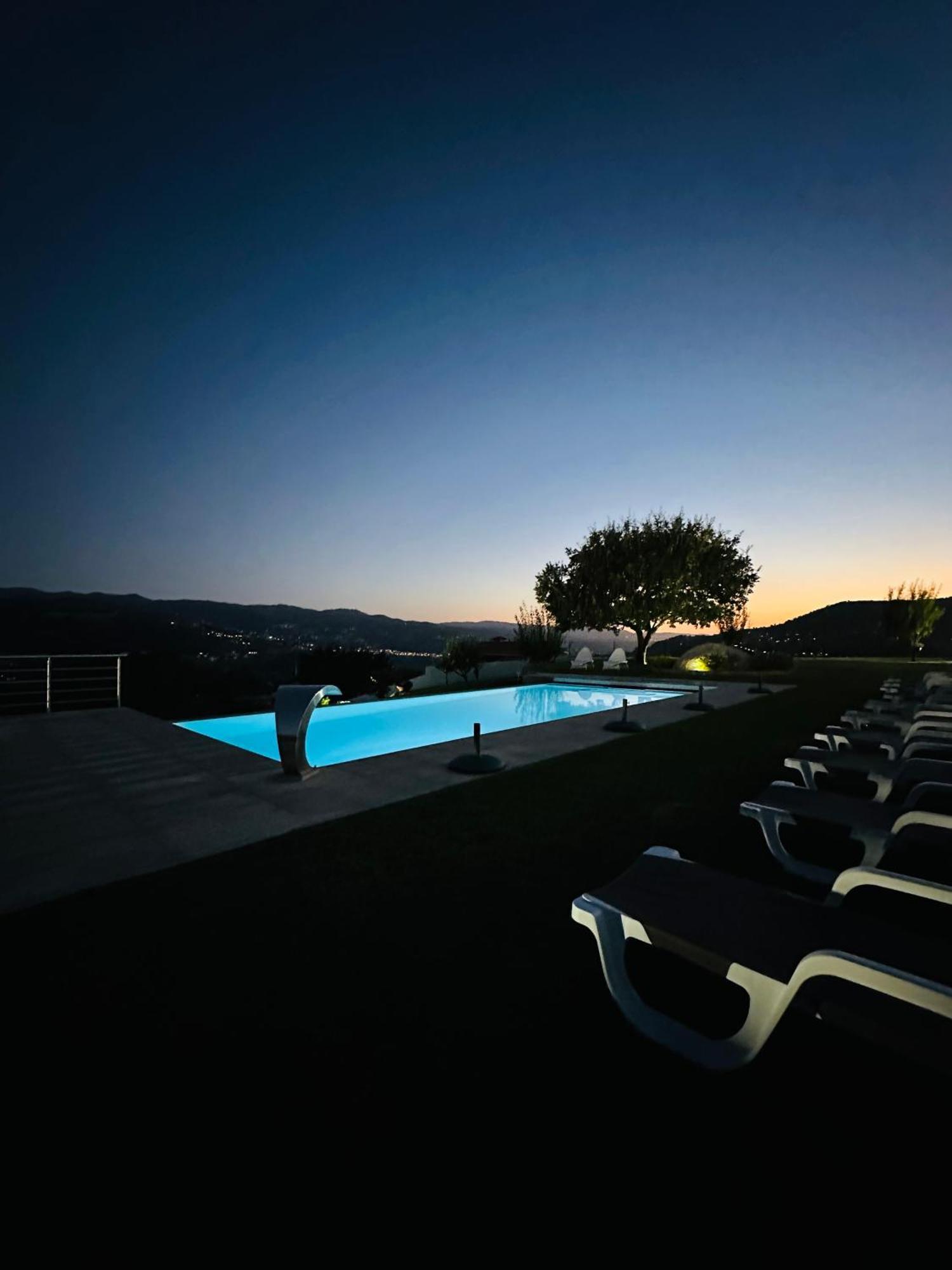 Spacious Villa Pool & Douro View By Host Wise Santa Marinha do Zezere Luaran gambar
