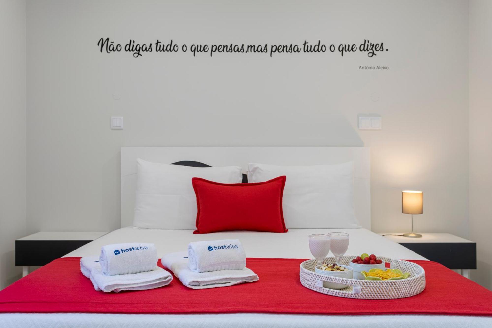 Spacious Villa Pool & Douro View By Host Wise Santa Marinha do Zezere Bilik gambar